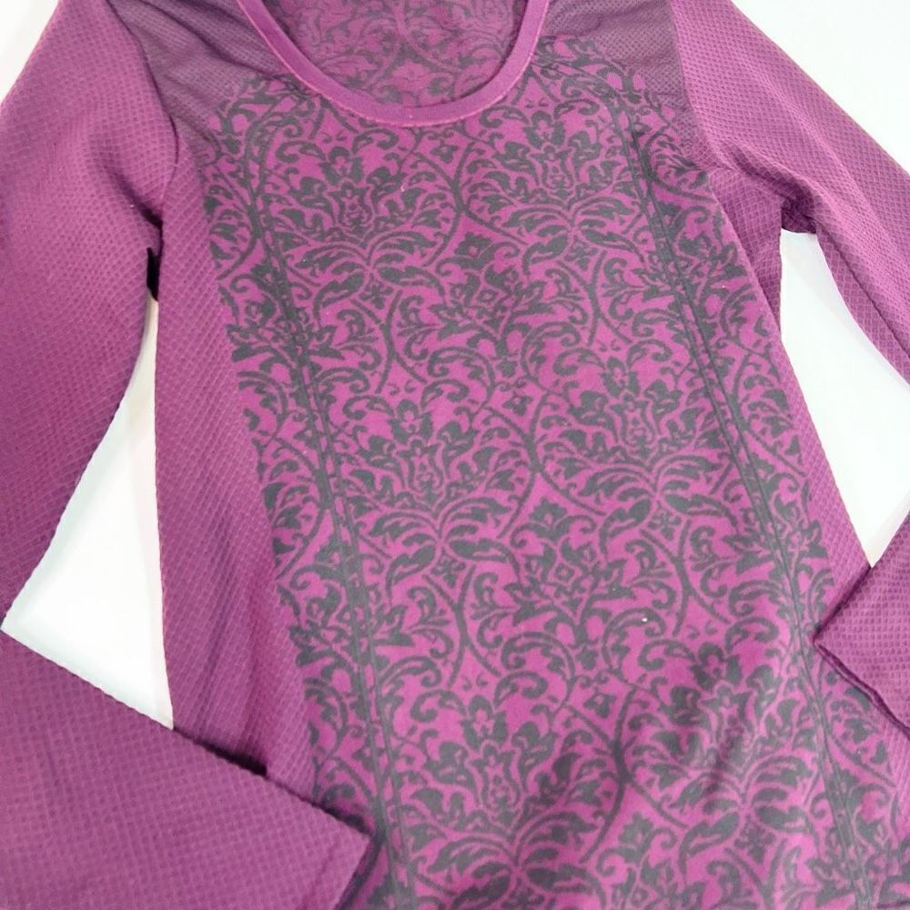 Fabletics Shirt Womens Medium Oula Second Skin Long Sleeve Workout Fitness Top - Picture 3 of 10